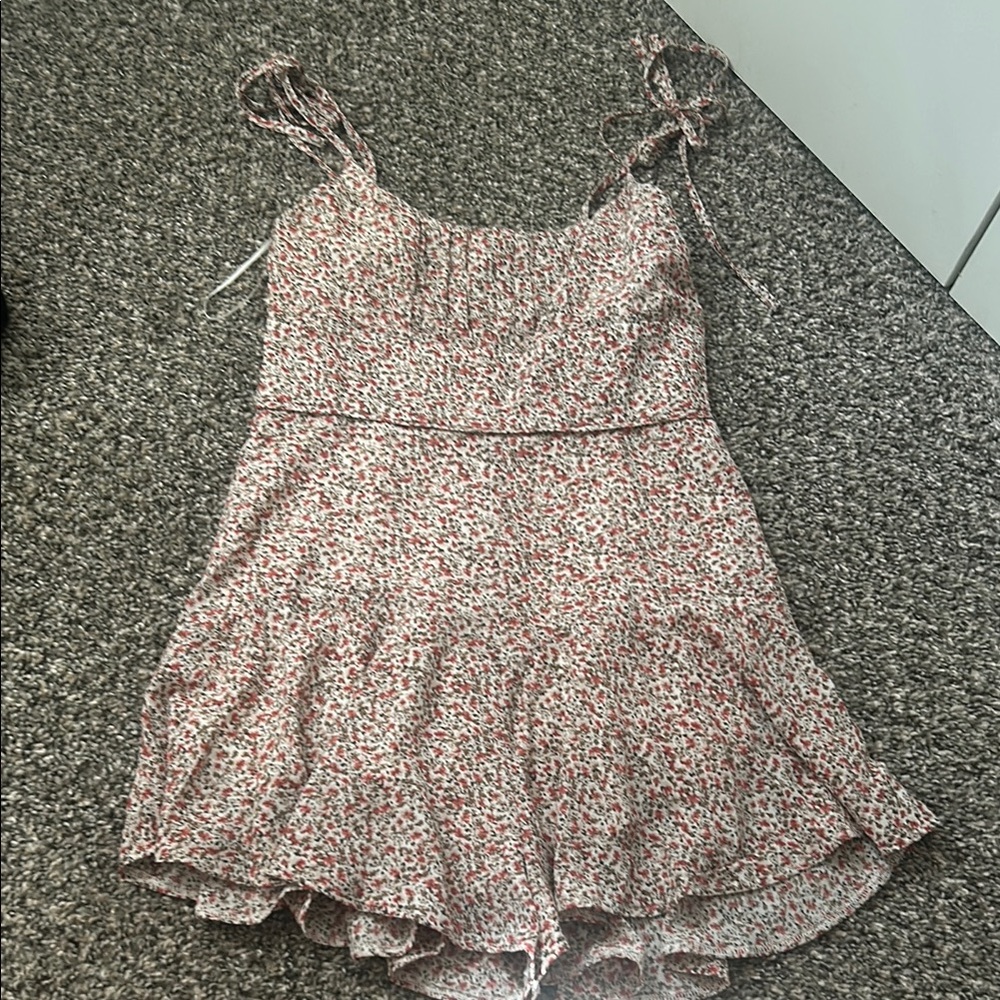 Floral Print Sleeveless Romper